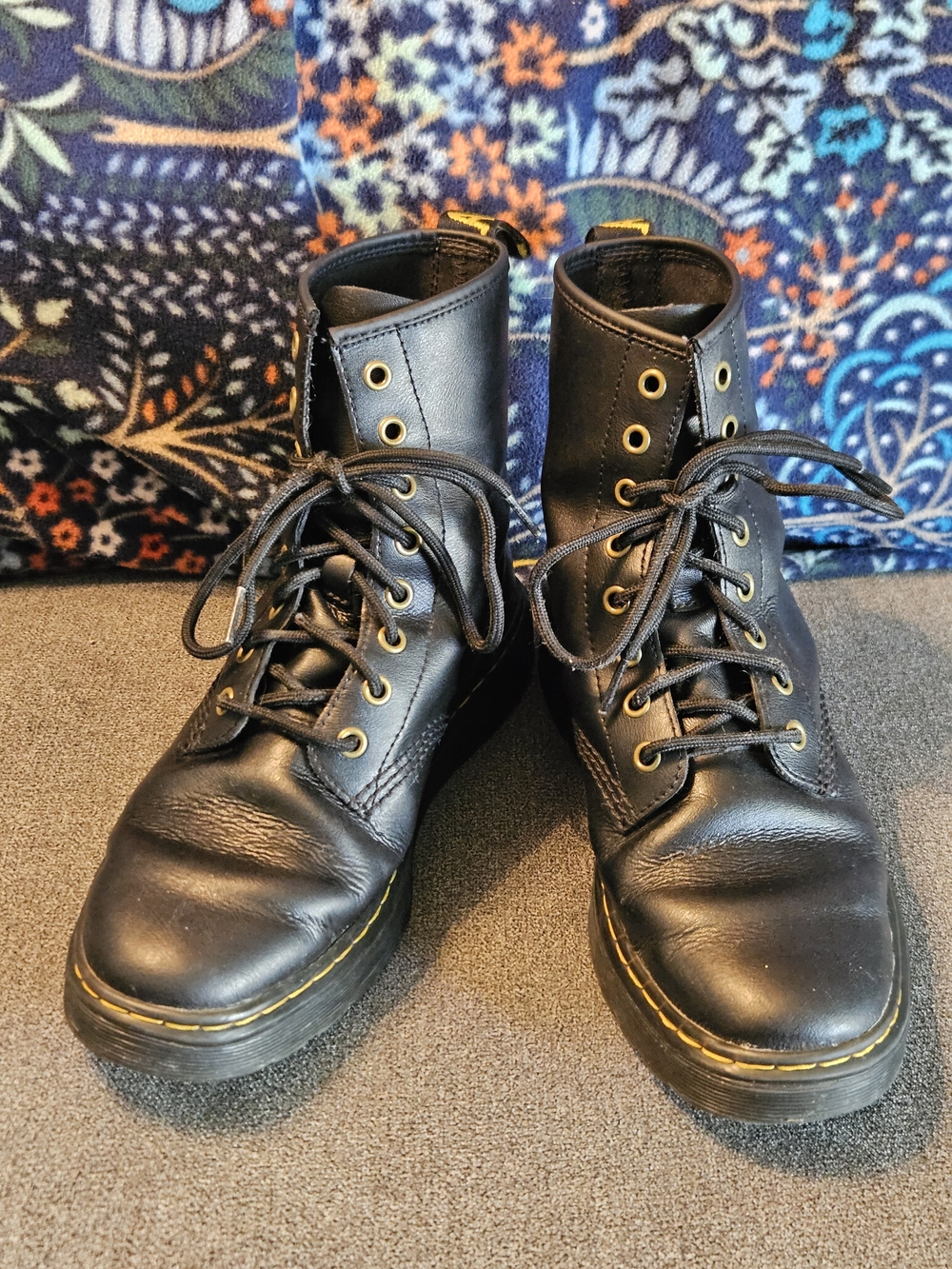 Dr. Martens Zavala Black Leather Combat Boots Women's Size 9